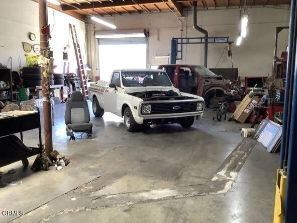 MLS #V1-33519 image #2