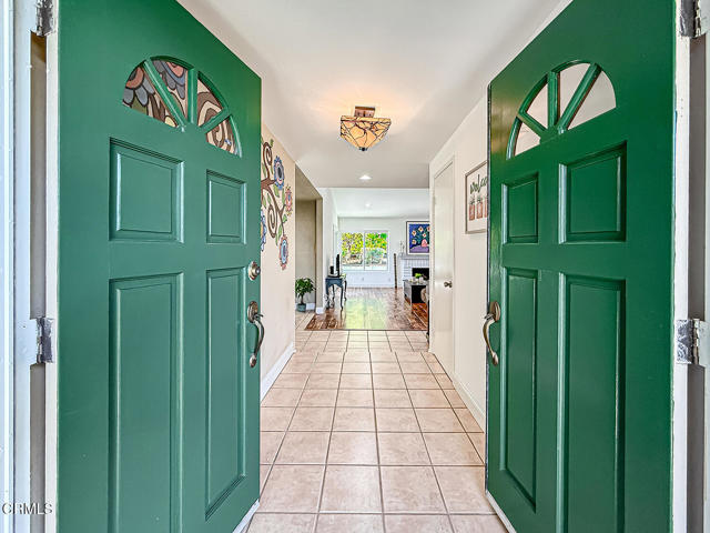 MLS #V1-33522 image #2