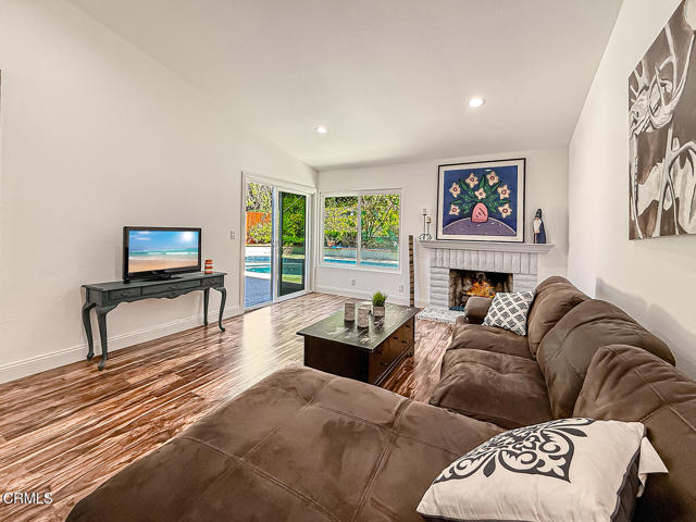 MLS #V1-33522 image #6