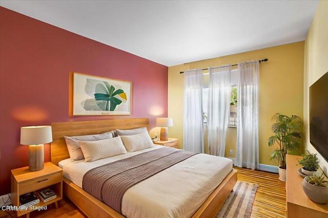 MLS #V1-33523 image #32