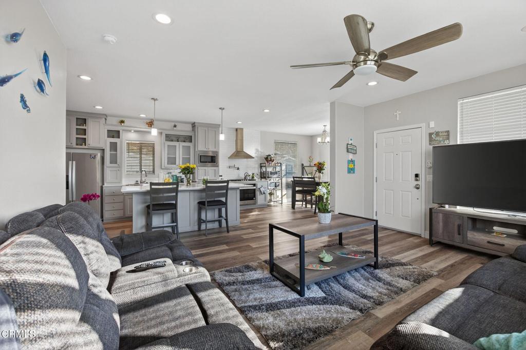 MLS #V1-33526 image #8