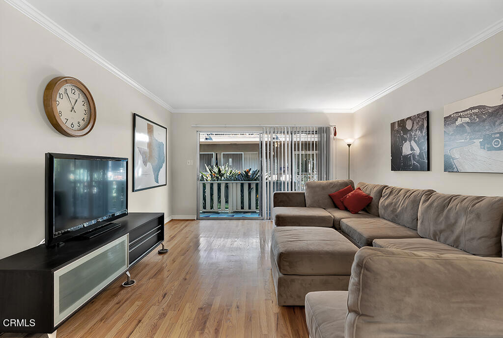 MLS #V1-33527 image #12