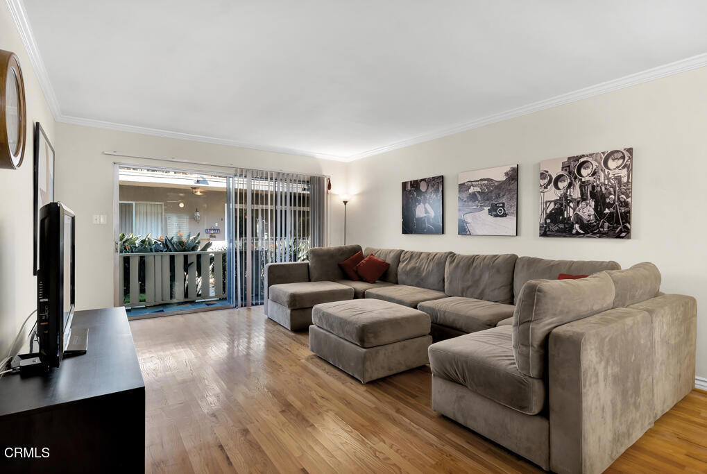 MLS #V1-33527 image #13