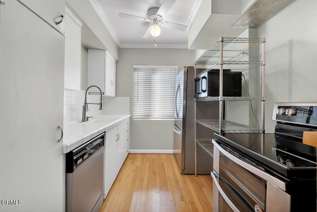 MLS #V1-33527 image #16