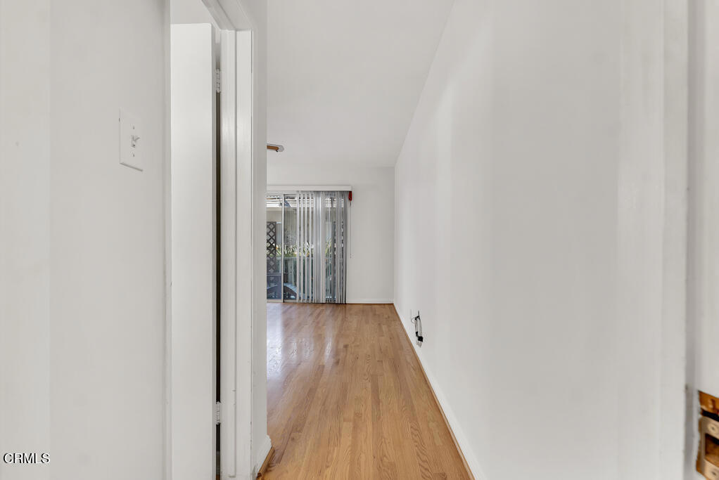 MLS #V1-33527 image #23