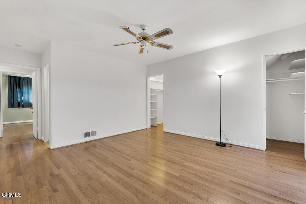 MLS #V1-33527 image #26