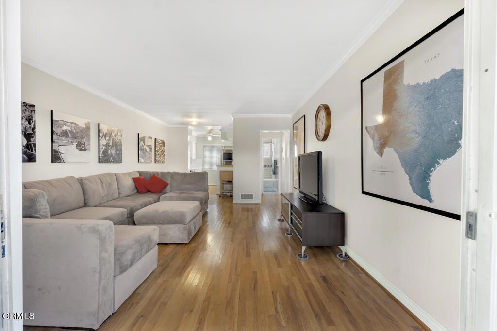 MLS #V1-33527 image #8