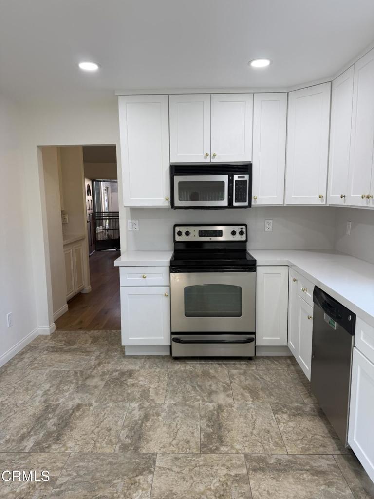 MLS #V1-33528 image #5