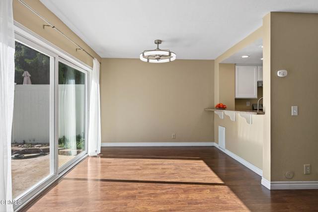 MLS #V1-33532 image #10