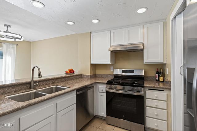 MLS #V1-33532 image #16