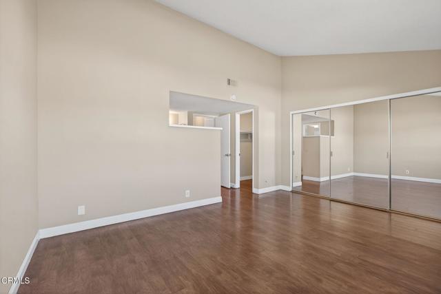 MLS #V1-33532 image #25