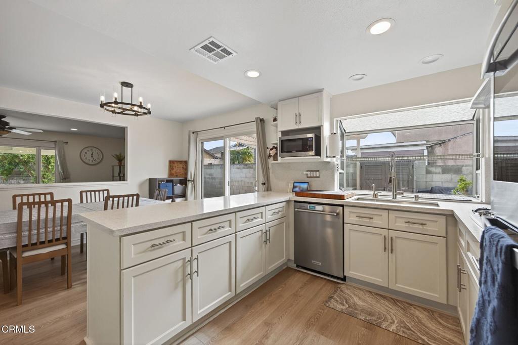 MLS #V1-33534 image #14