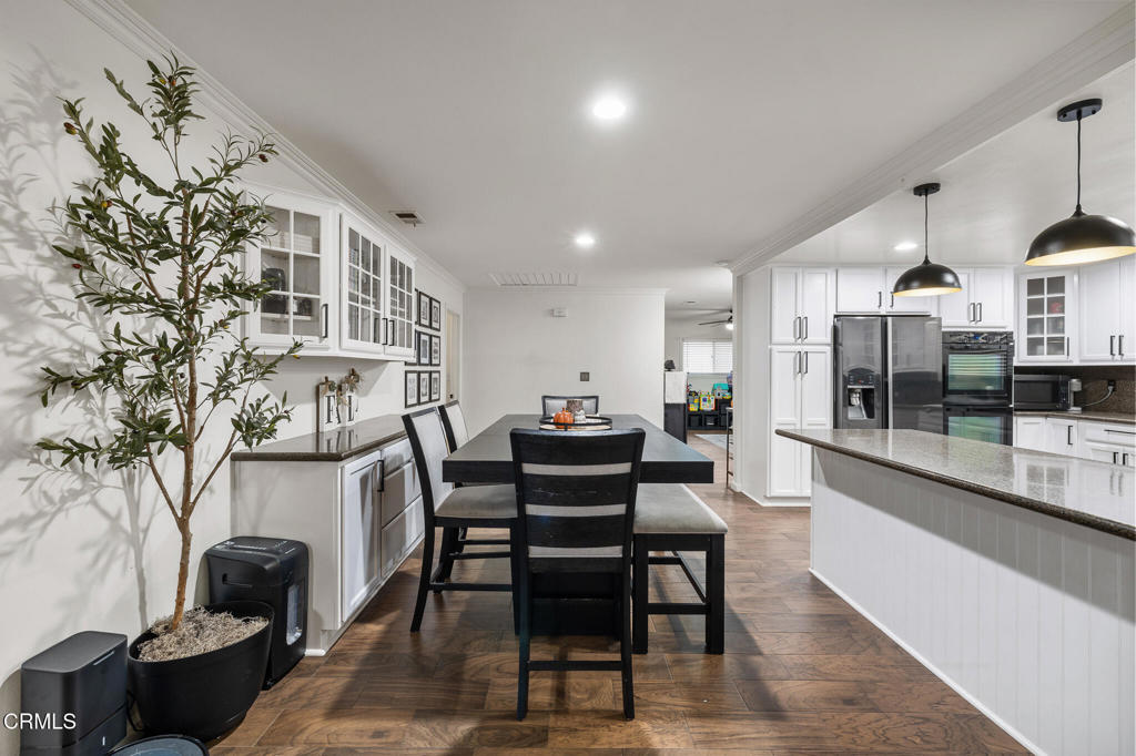 MLS #V1-33535 image #8