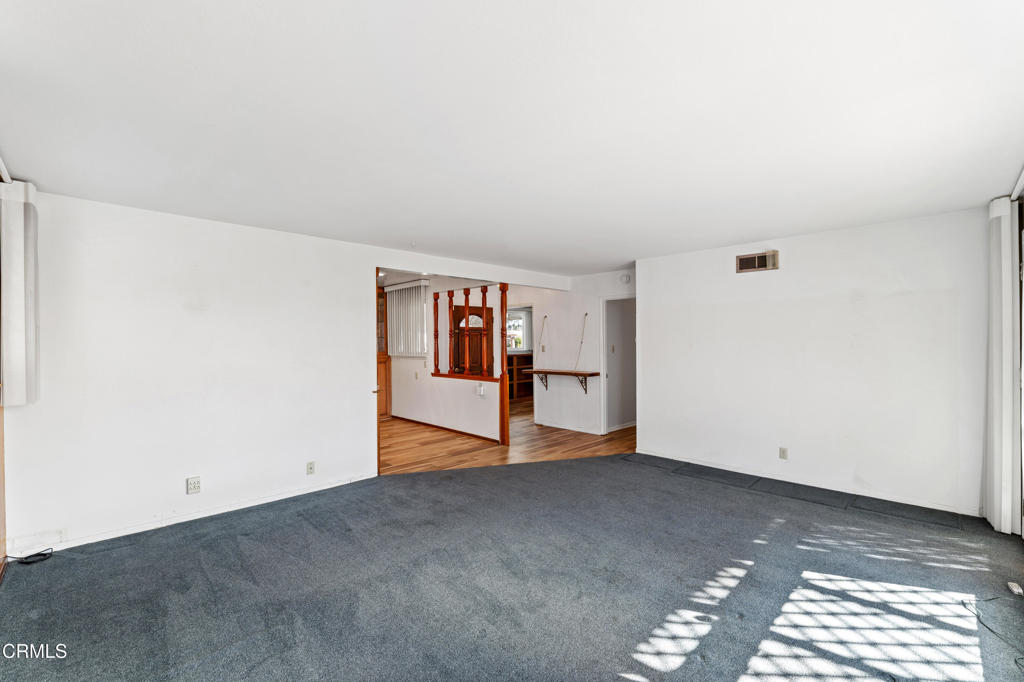 MLS #V1-33544 image #5