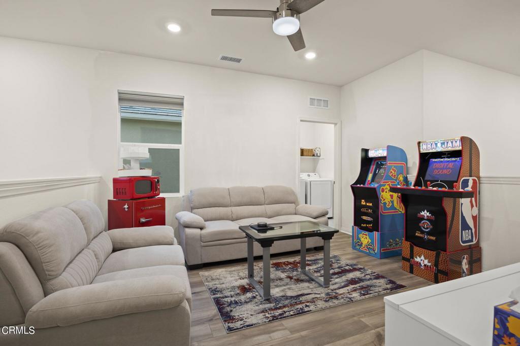 MLS #V1-33546 image #23