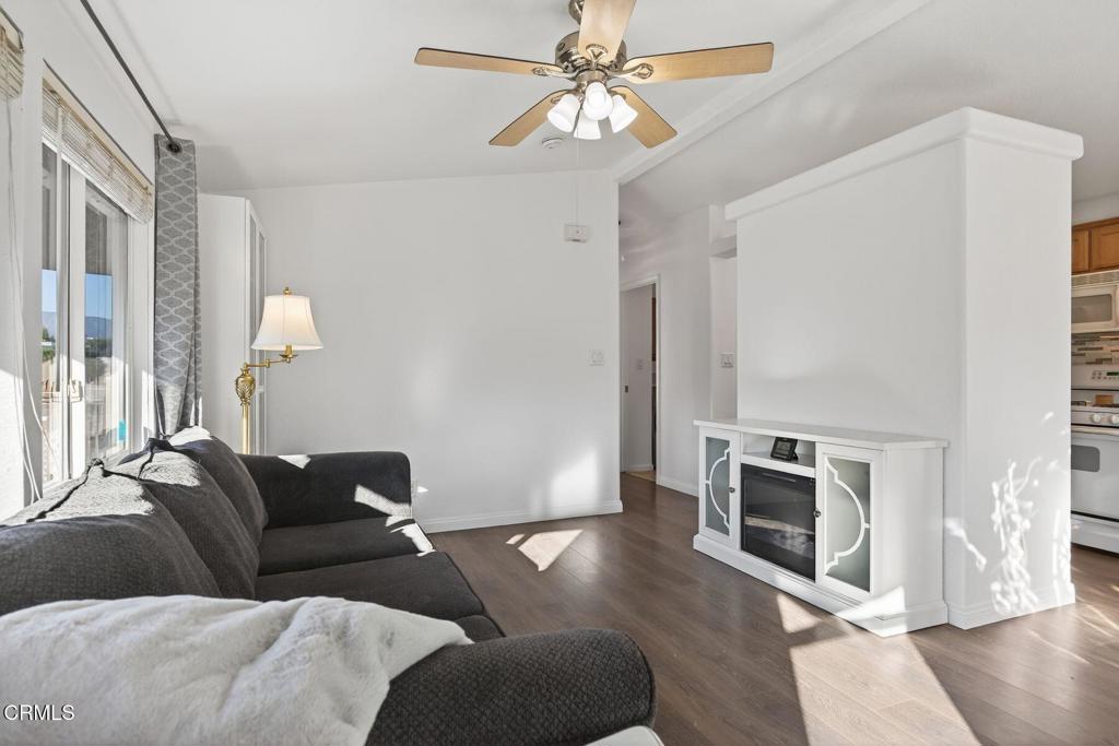 MLS #V1-33547 image #13