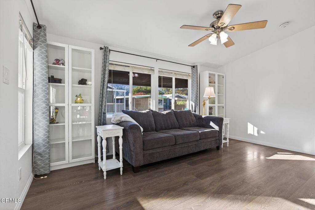 MLS #V1-33547 image #2