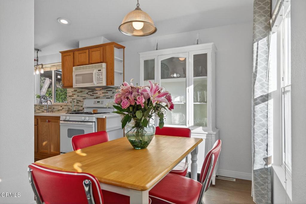 MLS #V1-33547 image #8