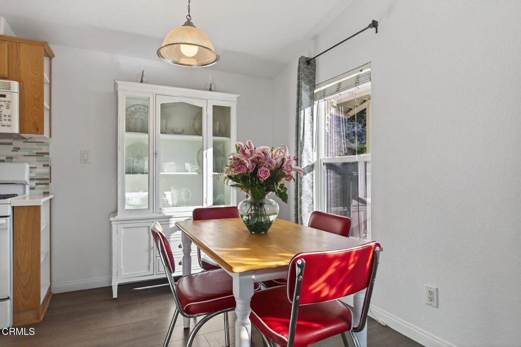 MLS #V1-33547 image #9