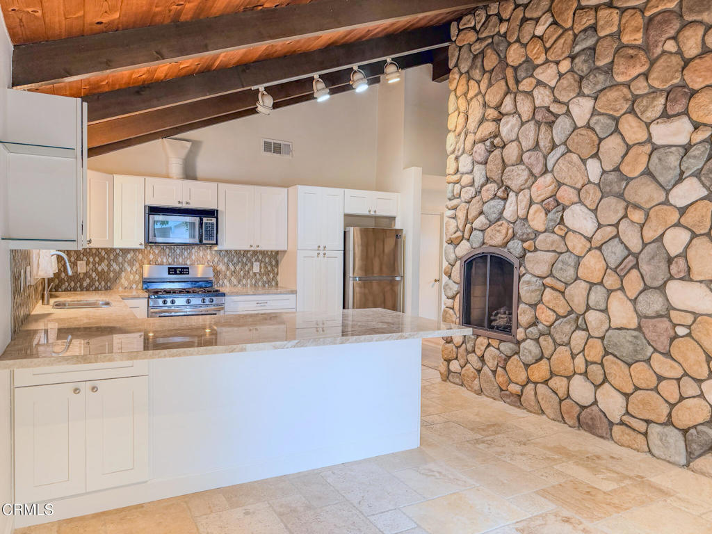 MLS #V1-33548 image #17