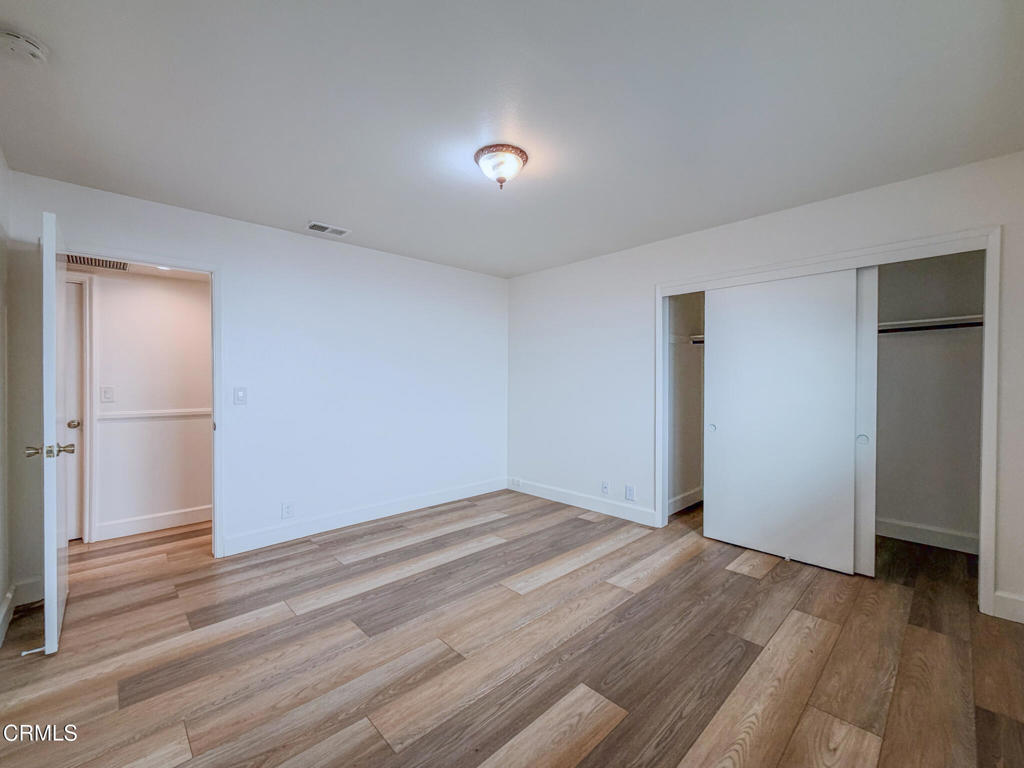 MLS #V1-33548 image #38