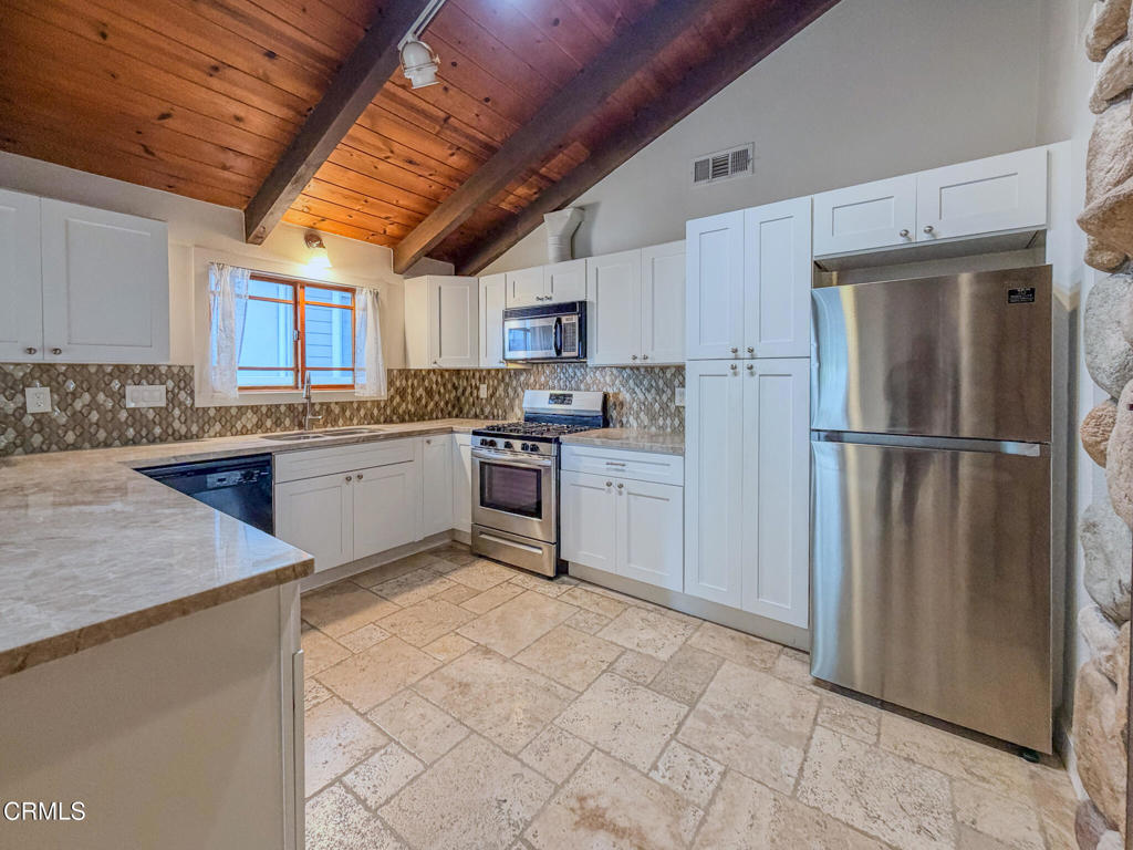 MLS #V1-33548 image #5