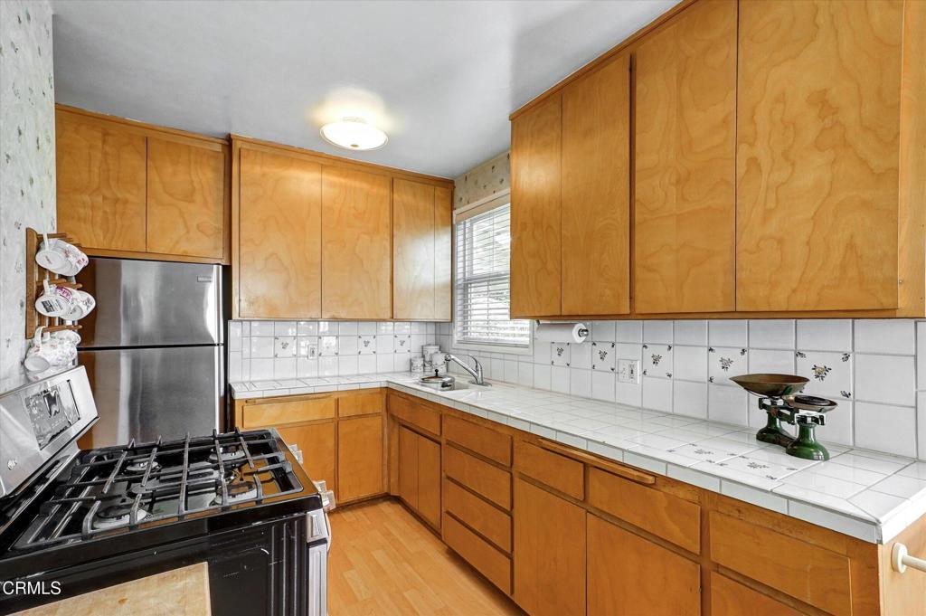 MLS #V1-33551 image #12