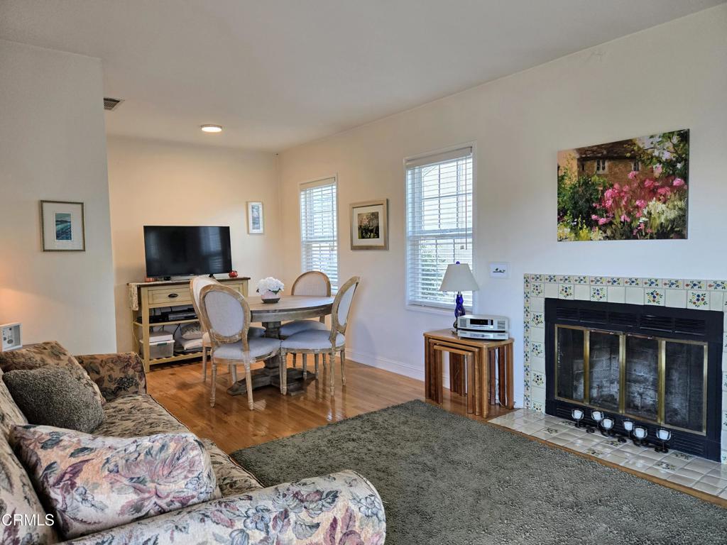 MLS #V1-33551 image #6