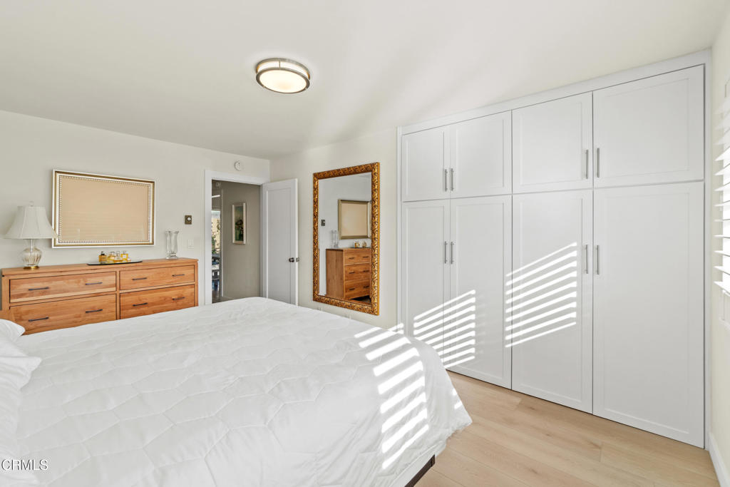 MLS #V1-33553 image #14