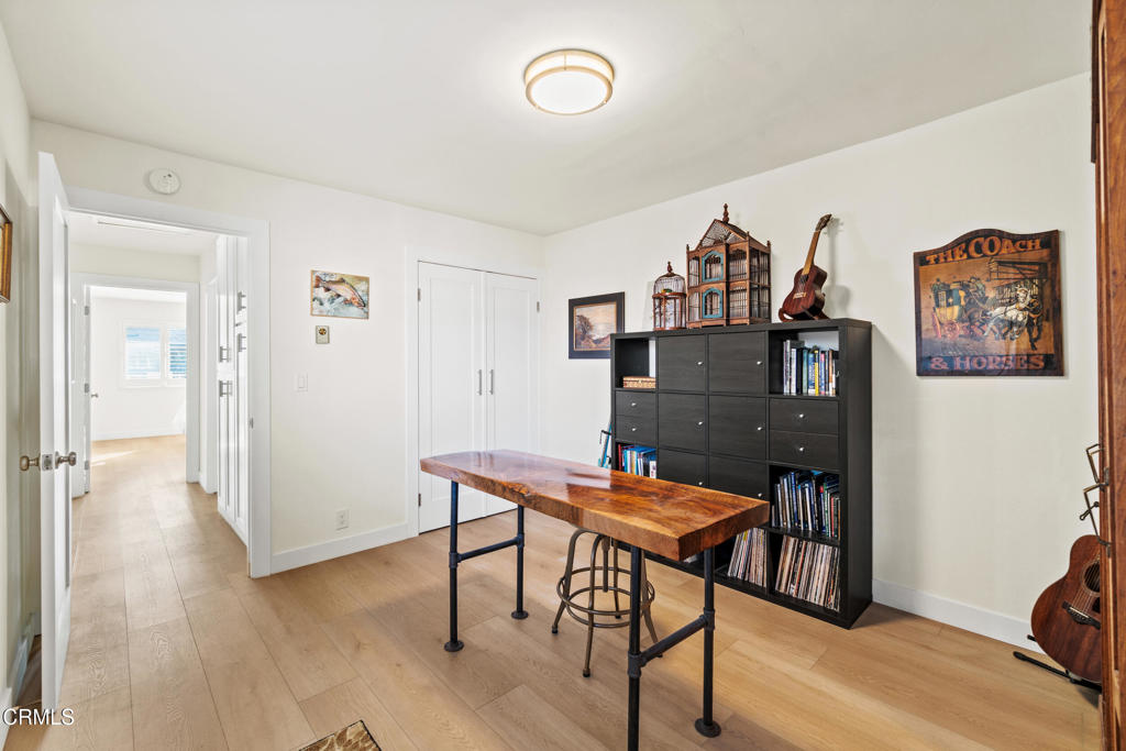 MLS #V1-33553 image #20