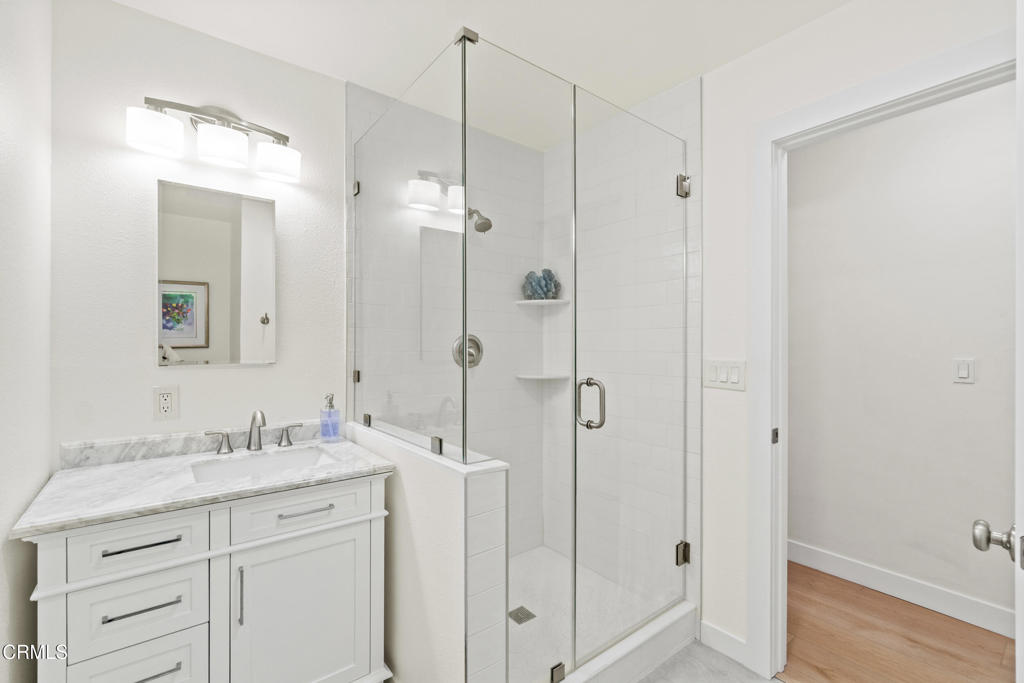 MLS #V1-33553 image #22