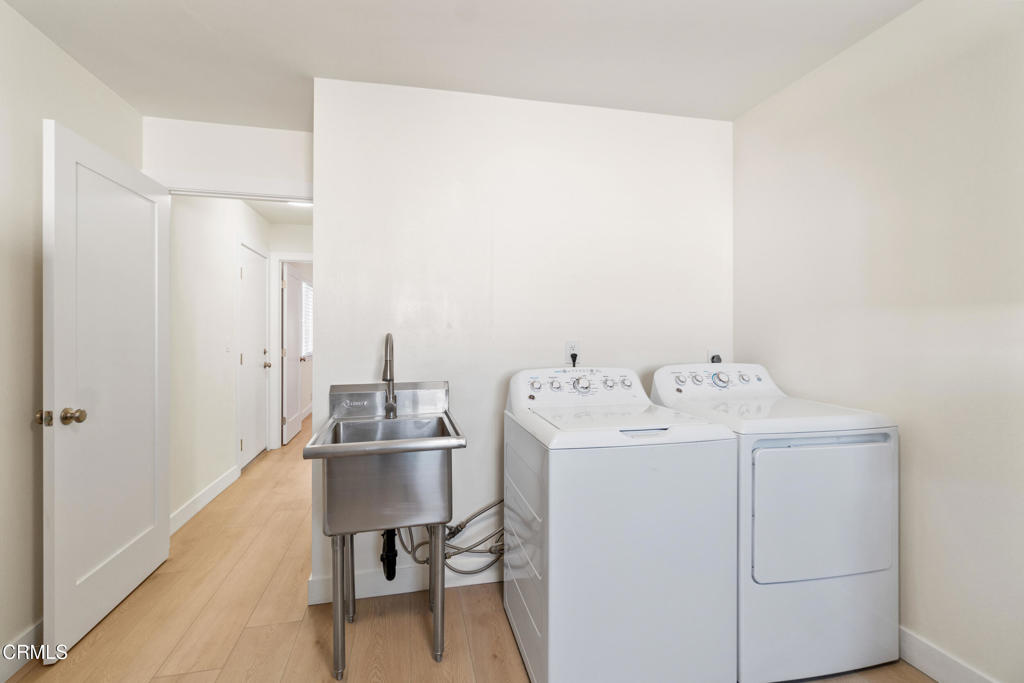 MLS #V1-33553 image #25