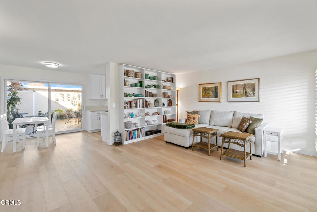 MLS #V1-33553 image #3