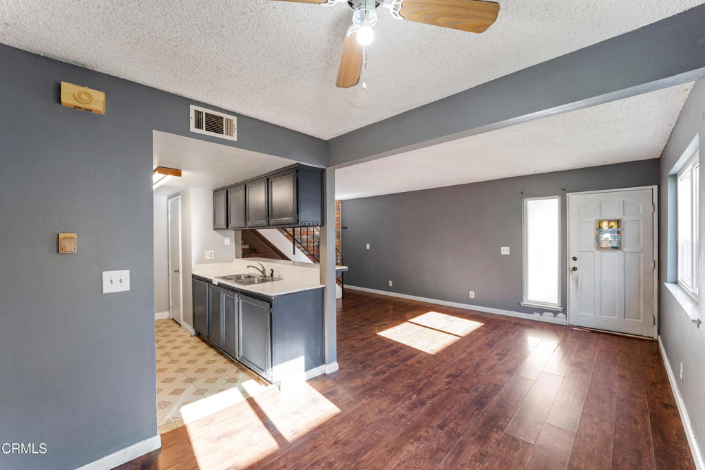 MLS #V1-33554 image #10