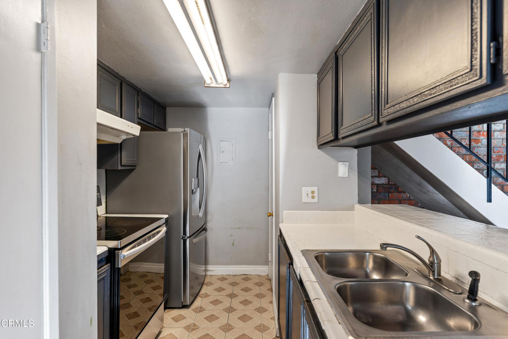 MLS #V1-33554 image #11