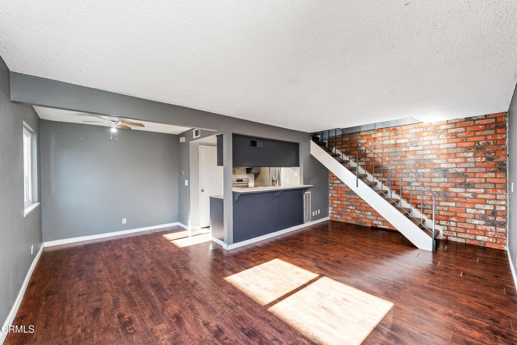 MLS #V1-33554 image #5