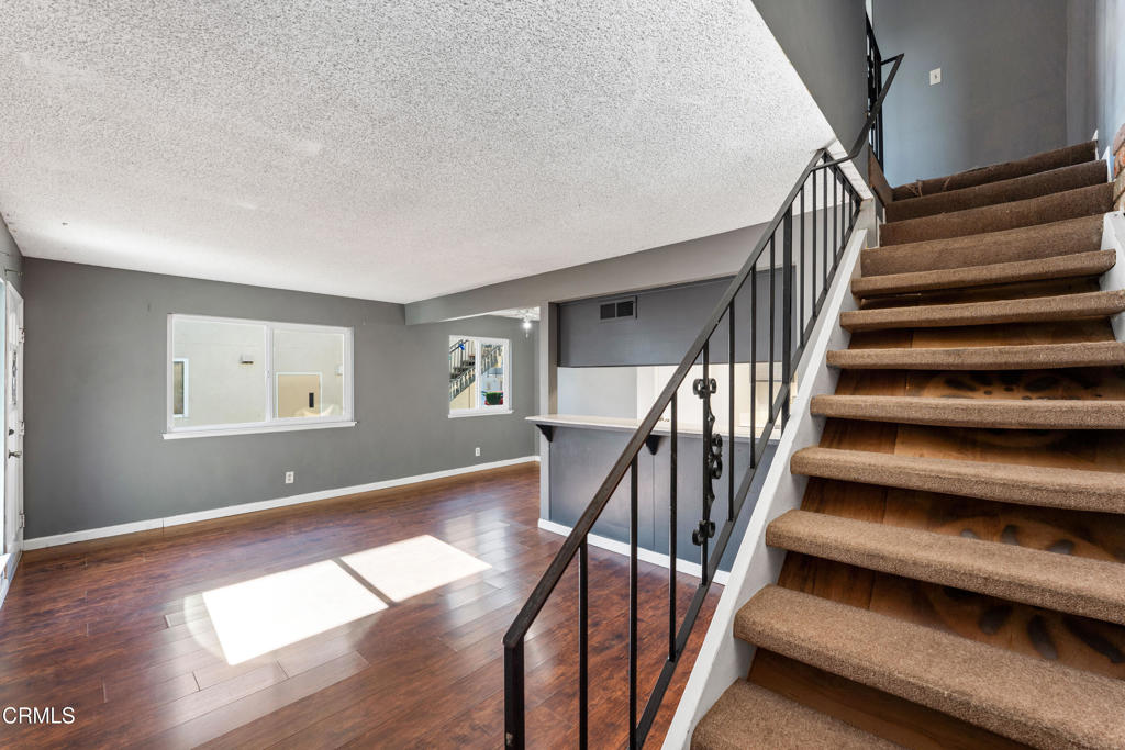 MLS #V1-33554 image #7