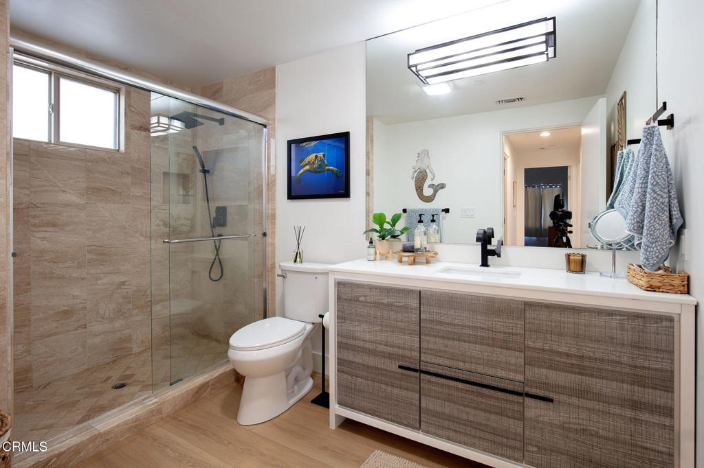 MLS #V1-33556 image #18