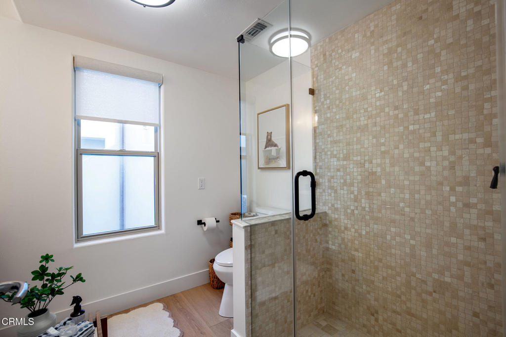 MLS #V1-33556 image #20