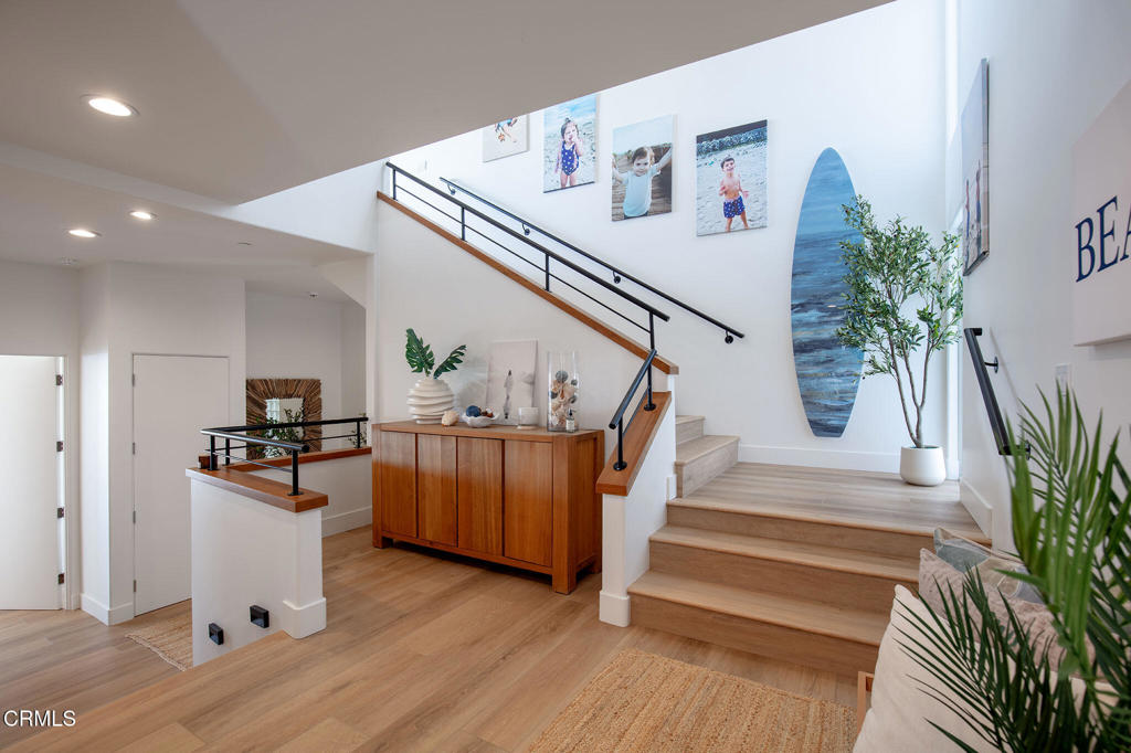 MLS #V1-33556 image #22