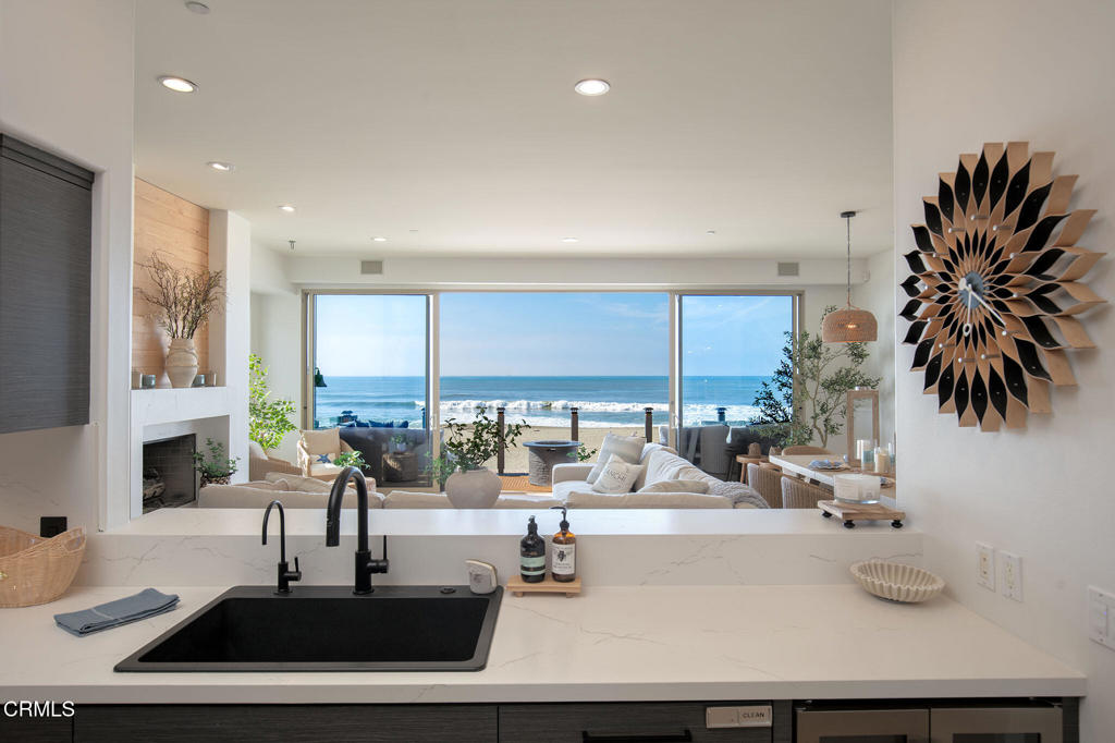 MLS #V1-33556 image #3