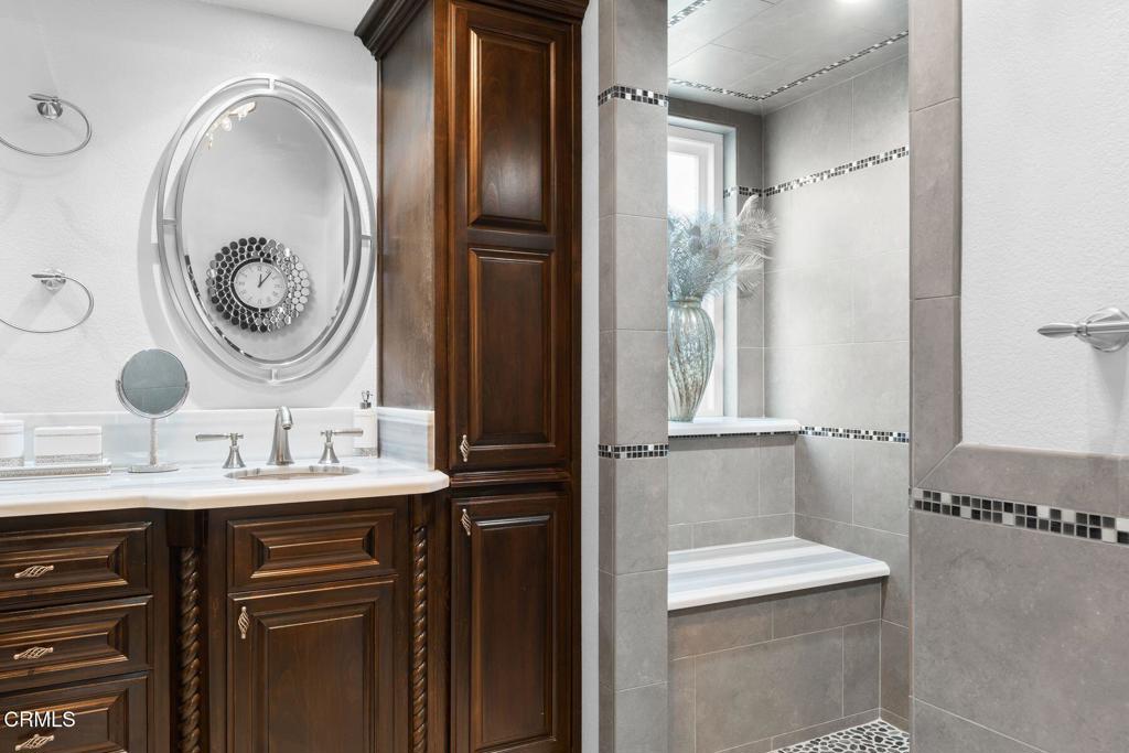 MLS #V1-33557 image #12