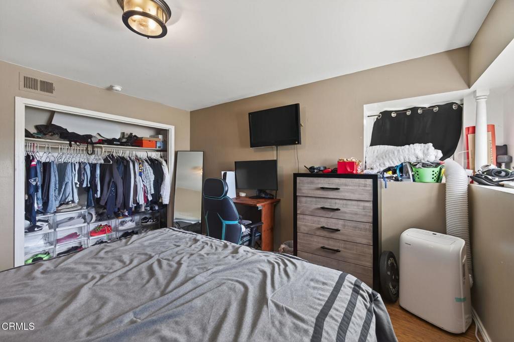 MLS #V1-33558 image #21