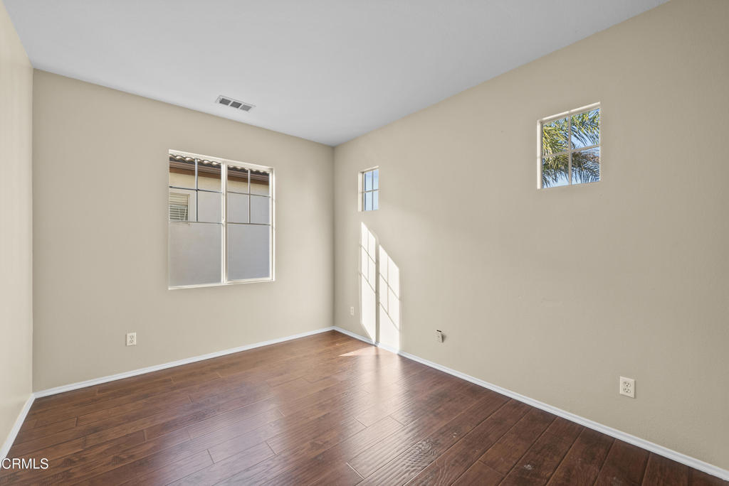 MLS #V1-33559 image #17