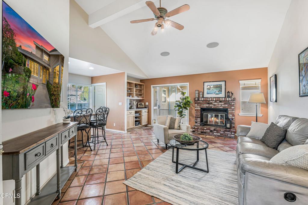 MLS #V1-33562 image #11