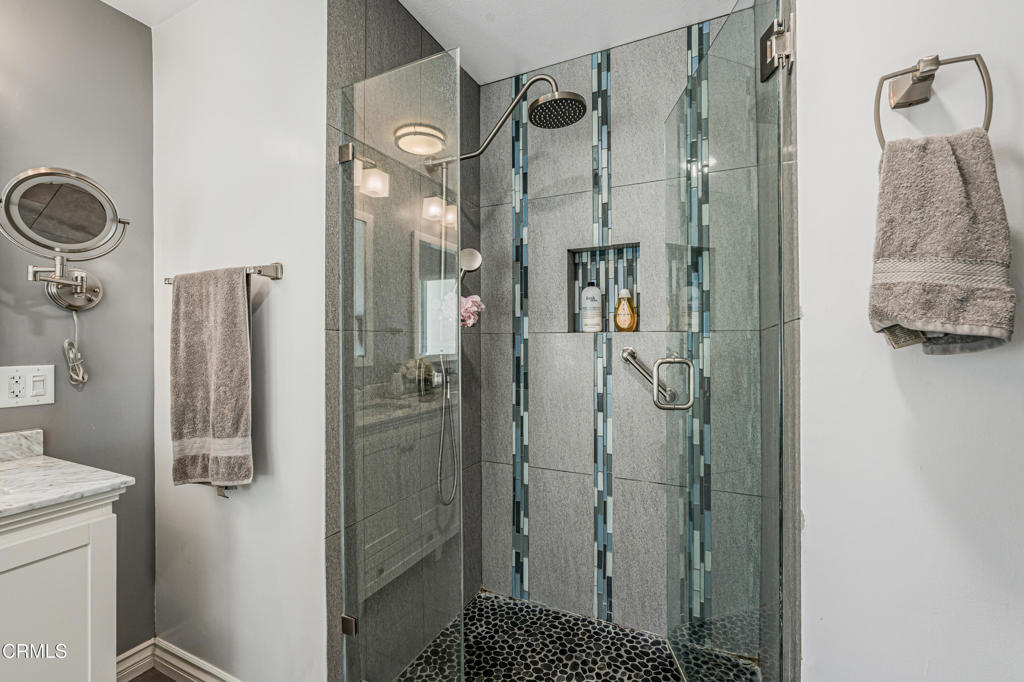 MLS #V1-33562 image #21