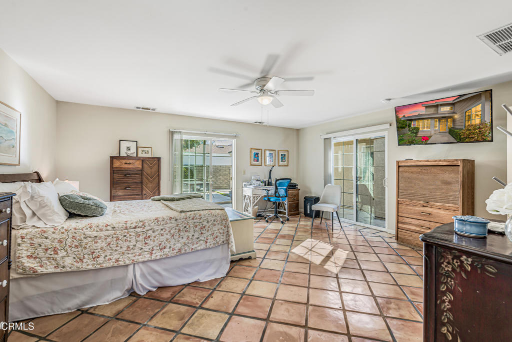 MLS #V1-33562 image #27