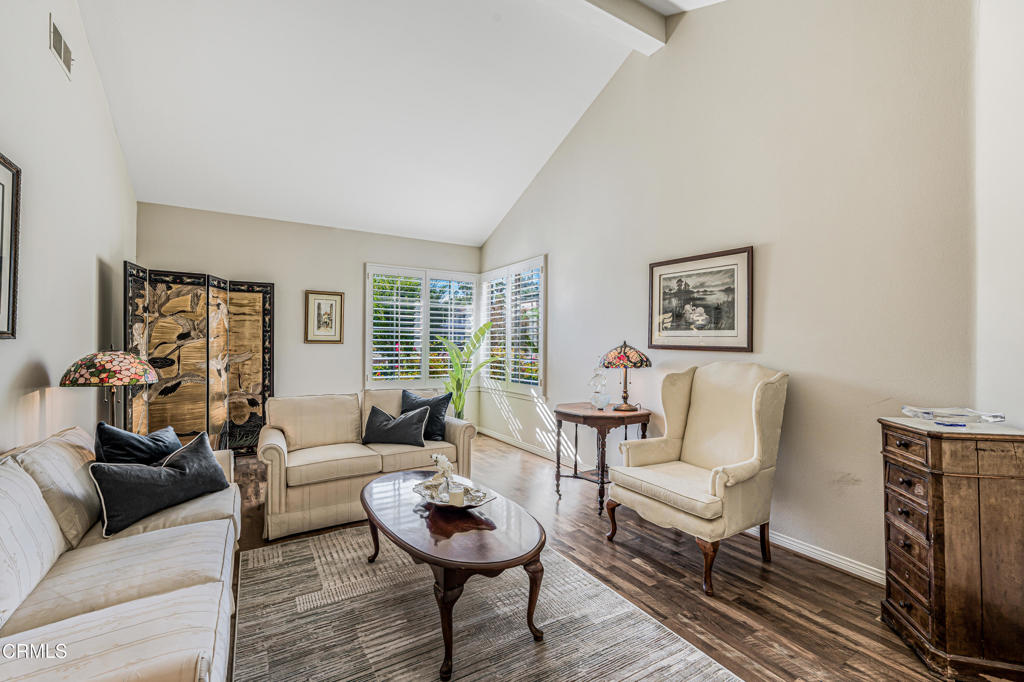 MLS #V1-33562 image #6