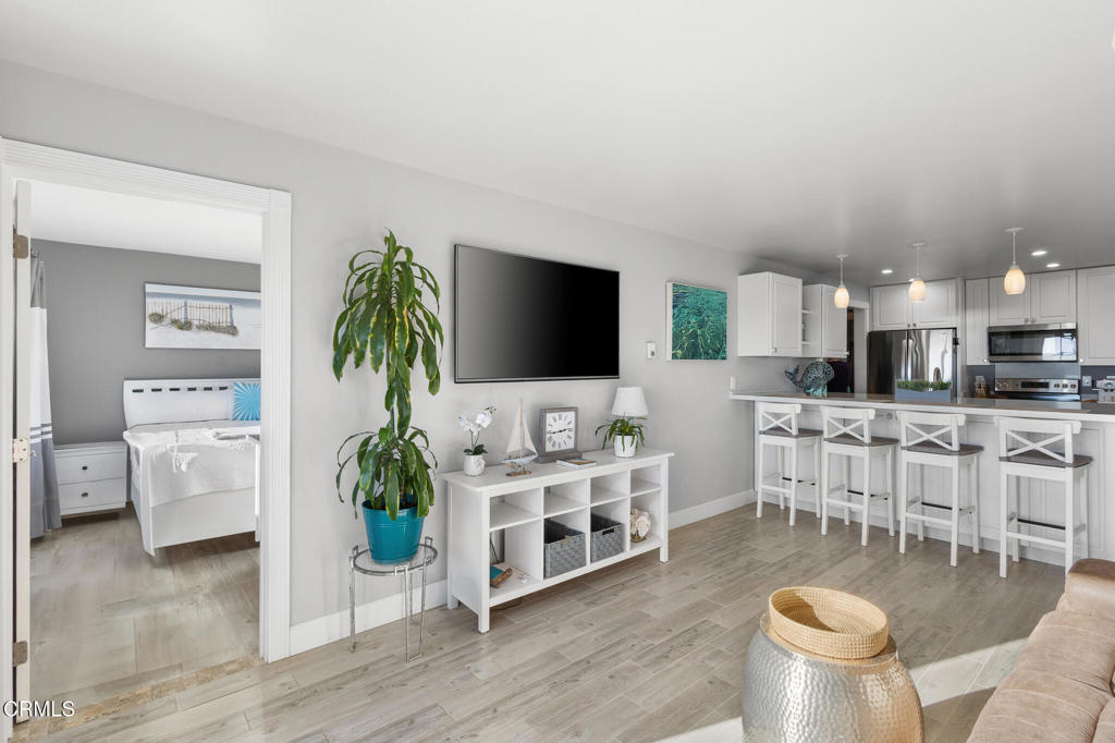 MLS #V1-33565 image #19