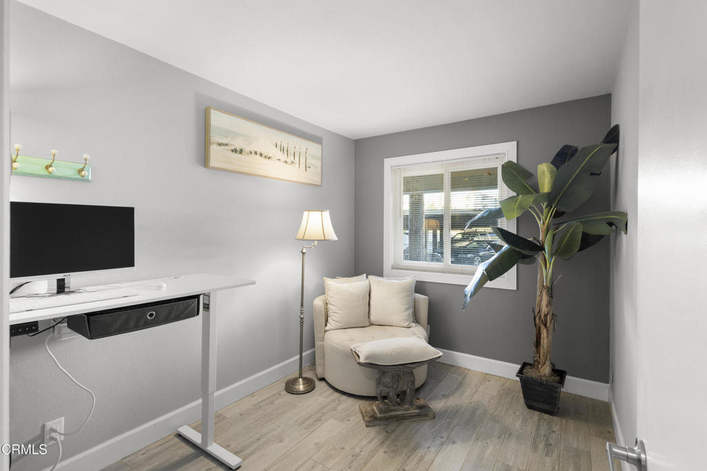 MLS #V1-33565 image #24